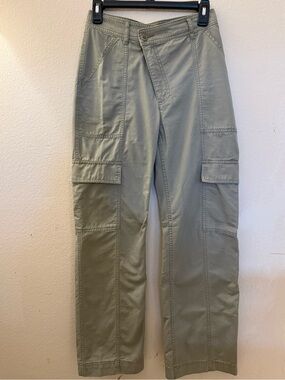 Abercrombie & Fitch Olive Green Cargo Pants - Utility Style